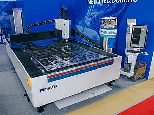 Фото 44 - MetalTec 1530 S (1000W) оптоволоконный лазерный станок для резки металла.