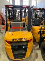 Фото 8 - Вилочный погрузчик Hyundai 33D-9E.